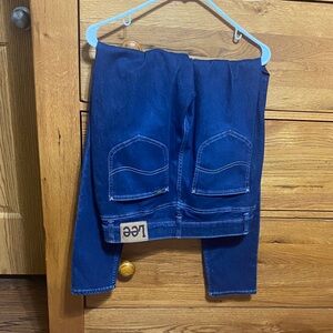 Lee Indigo Blue Jeans with Back Pockets and stretch waistband